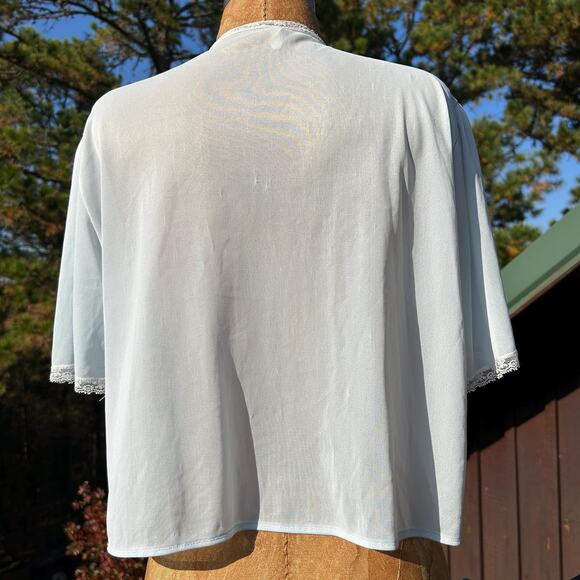 Vintage 50s Baby Blue Mini Puff Sleeve Ruffled Bed Jacket - Picture 5 of 5